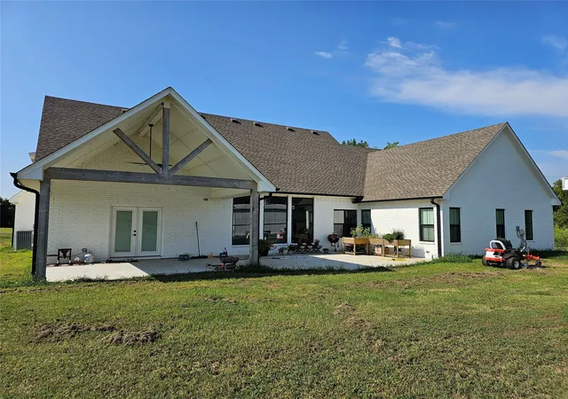 Photo 2 of Single family home for sale at 1482 Darlene Ln, Fort Gibson, OK 74434 | MLS# 2631962 | Listing updated on 2026-09-14