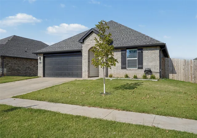 Photo 2 of Single family home for sale at 15562 S 75 Eastavenue, Bixby, OK 74008 | MLS# 2631102 | Listing updated on 2026-09-07