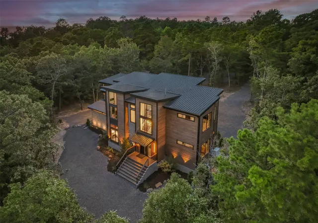 Photo 2 of Sale Pending at 105 Cross Timbers Trl, Broken Bow, OK 74728 | MLS# 2631760 | Listing updated on 2026-09-23