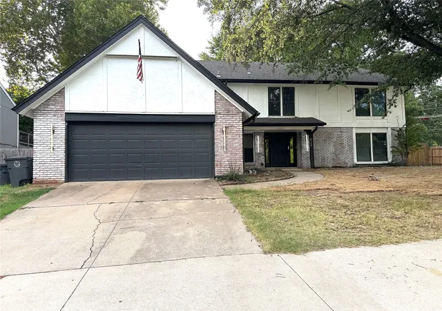 Photo 1 of Single family home for sale at 8106 S Pittsburg Ave, Tulsa, OK 74137 | MLS# 2631971 | Listing updated on 2026-08-29