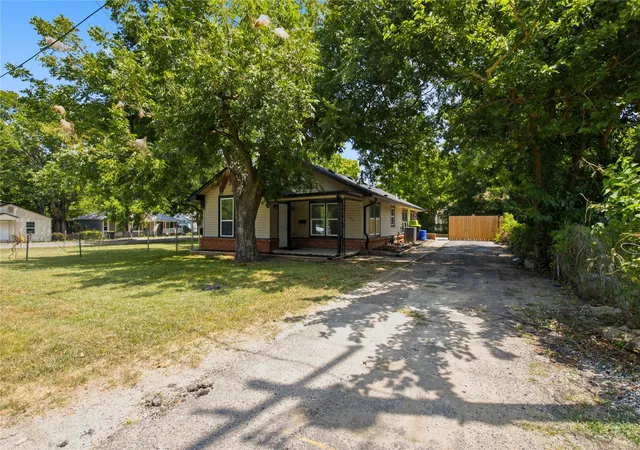 Photo 3 of Single family home for sale at 522 N Hope St, Ada, OK 74820 | MLS# 2631679 | Listing updated on 2026-08-29