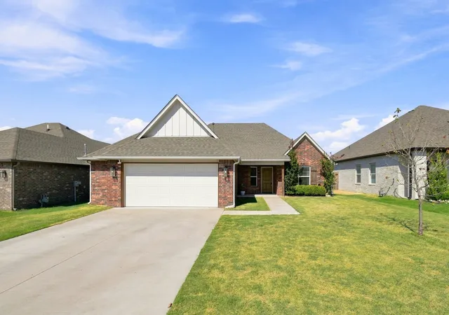 Photo 2 of Single family home for sale at 10114 S 228th Eastavenue, Broken Arrow, OK 74014 | MLS# 2630209 | Listing updated on 2026-08-30