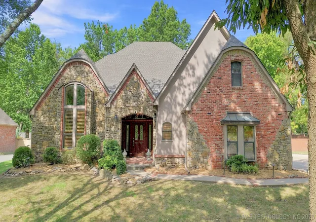 Photo 2 of Single family home for sale at 9318 N 138th East Eastavenue, Owasso, OK 74055 | MLS# 2631839 | Listing updated on 2026-08-29