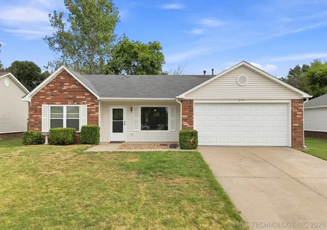 Photo 1 of Sale Pending at 650 Buckingham Dr, Claremore, OK 74017 | MLS# 2631993 | Listing updated on 2026-09-05
