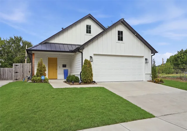Photo 2 of Single family home for sale at 1209 N Boston Ave, Tulsa, OK 74106 | MLS# 2631994 | Listing updated on 2026-09-07