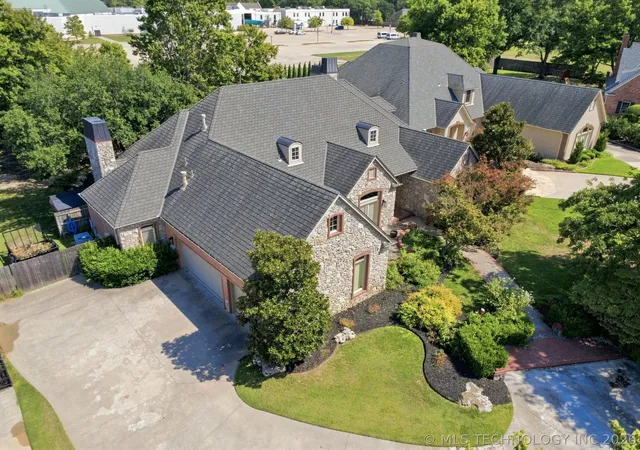 Photo 4 of Single family home for sale at 10153 S Maplewood Ave, Tulsa, OK 74137 | MLS# 2631855 | Listing updated on 2026-08-29