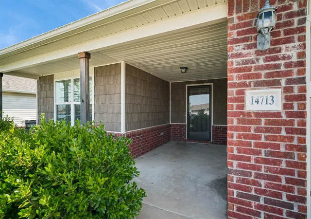 Photo 2 of Single family home for sale at 14713 S Lakewood Ave, Bixby, OK 74008 | MLS# 2632010 | Listing updated on 2026-08-29