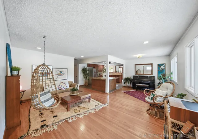Photo 3 of Sale Pending at 4154 E 46th Pl, Tulsa, OK 74135 | MLS# 2623958 | Listing updated on 2026-09-15