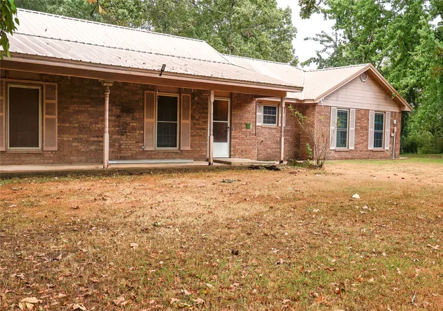 Photo 1 of Single family home for sale at 453725 1000 Dr, Vian, OK 74962 | MLS# 2632019 | Listing updated on 2026-08-31