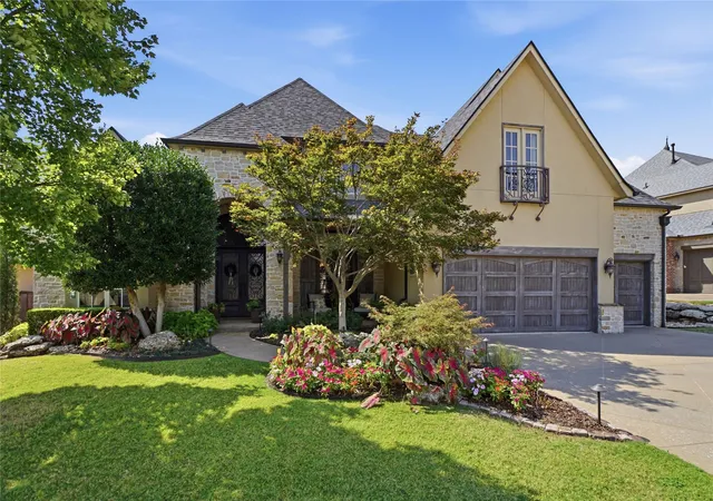 Photo 2 of Sale Pending at 5713 W Austin St, Broken Arrow, OK 74011 | MLS# 2631728 | Listing updated on 2026-09-04
