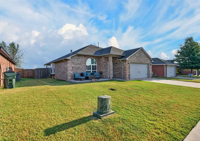 Photo 2 of Single family home for sale at 13399 E 134th St, Collinsville, OK 74021 | MLS# 2631868 | Listing updated on 2026-09-09