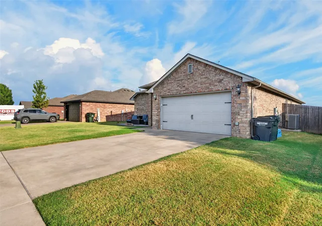 Photo 2 of Single family home for sale at 13399 E 134Th St, Collinsville, OK 74021 | MLS# 2631868 | Listing updated on 2026-09-09