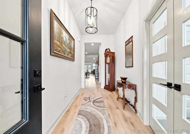 Photo 4 of Single family home for sale at 7112 E Queens St, Broken Arrow, OK 74014 | MLS# 2631683 | Listing updated on 2026-09-06