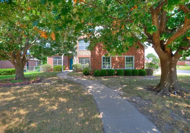 Photo 1 of Single family home for sale at 3220 N Oak Ave, Broken Arrow, OK 74012 | MLS# 2632026 | Listing updated on 2026-09-11