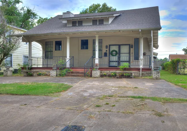 Photo 3 of Single family home for sale at 211 N State St, Wagoner, OK 74467 | MLS# 2631389 | Listing updated on 2026-08-30