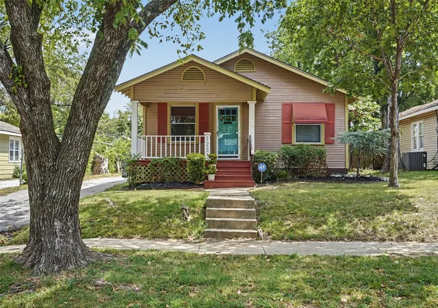 Photo 1 of Sale Pending at 1231 S Florence Ave, Tulsa, OK 74104 | MLS# 2631152 | Listing updated on 2026-09-02