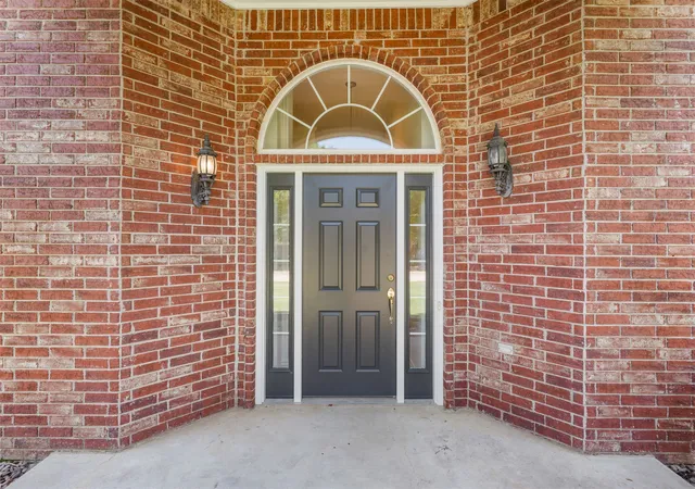Photo 4 of Single family home for sale at 1803 Forest Park Dr, Claremore, OK 74017 | MLS# 2631808 | Listing updated on 2026-08-29