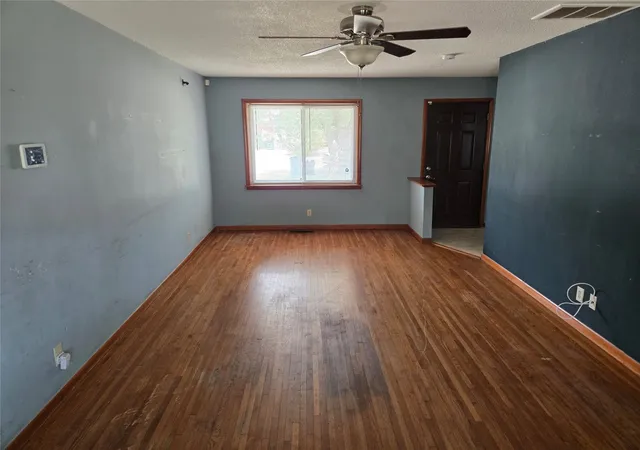 Photo 2 of Single family home for sale at 10946 E 4Th St, Tulsa, OK 74128 | MLS# 2627801 | Listing updated on 2026-08-31