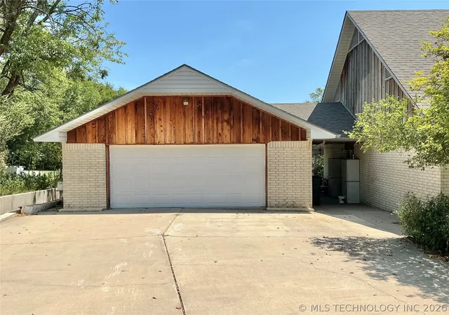 Photo 2 of Single family home for sale at 700 Maytubby St, Kingston, OK 73439 | MLS# 2632063 | Listing updated on 2026-08-29