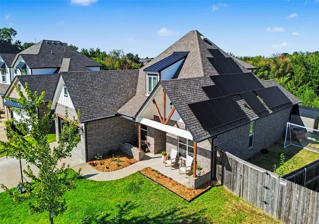 Photo 2 of Single family home for sale at 11925 N 131st Eastavenue, Collinsville, OK 74021 | MLS# 2632060 | Listing updated on 2026-08-29