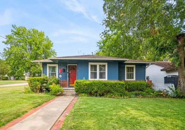 Photo 1 of Sale Pending at 3503 S Oswego Ave, Tulsa, OK 74135 | MLS# 2629777 | Listing updated on 2026-09-03