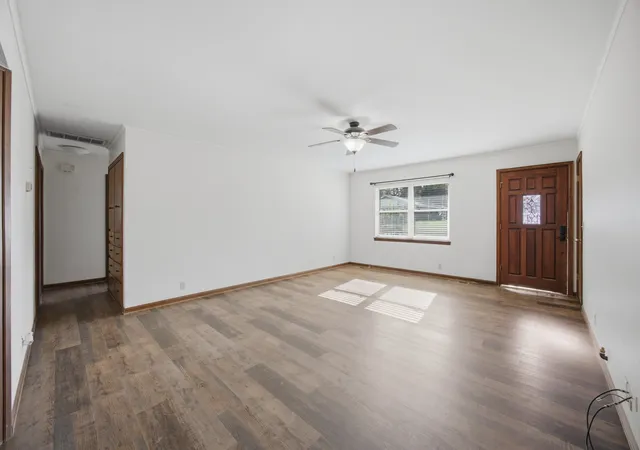 Photo 3 of Single family home for sale at 1710 Louise Dr, Mc Alester, OK 74501 | MLS# 2632077 | Listing updated on 2026-08-29