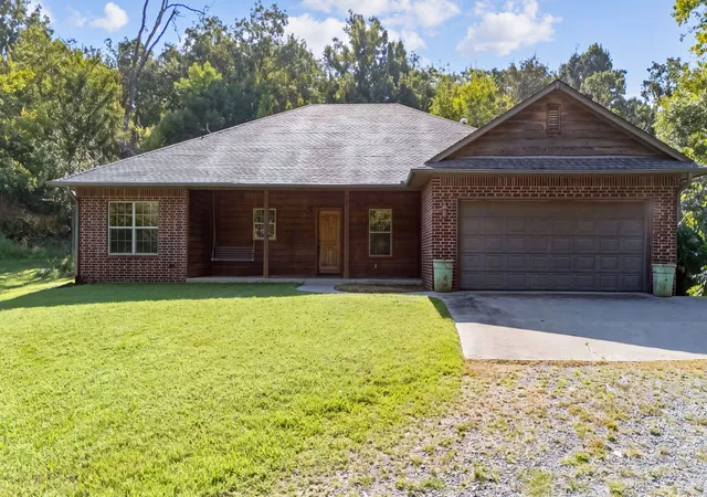 Photo 3 of Single family home for sale at 15254 E 486 Rd, Claremore, OK 74019 | MLS# 2631429 | Listing updated on 2026-09-04