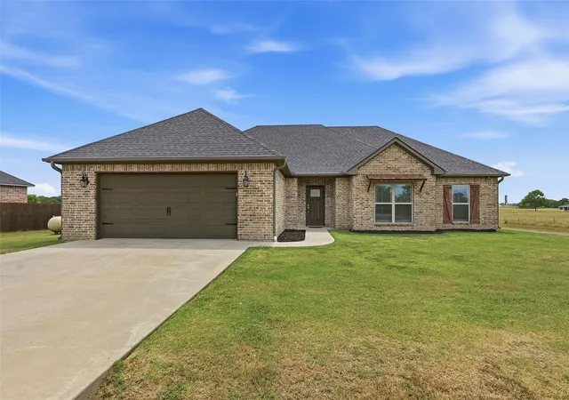Photo 1 of Sale Pending at 18 Paris Ave, Durant, OK 74701 | MLS# 2632094 | Listing updated on 2026-09-04