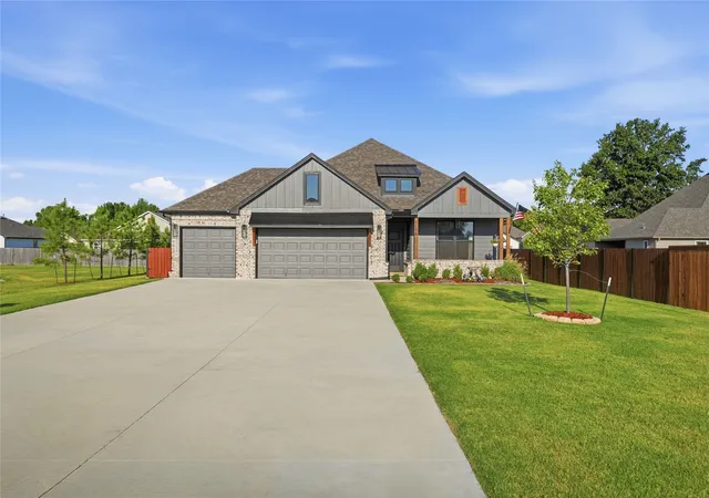 Photo 4 of Single family home for sale at 6186 S 319th Eastavenue, Broken Arrow, OK 74014 | MLS# 2632061 | Listing updated on 2026-09-10