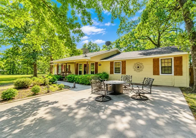 Photo 2 of Single family home for sale at 12326 Scott Dr, Kingston, OK 73439 | MLS# 2632105 | Listing updated on 2026-08-29