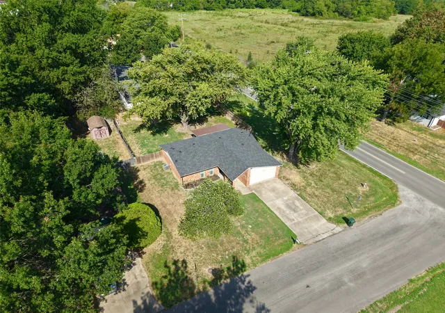 Photo 2 of Sale Pending at 2301 Daniel Blvd, Muskogee, OK 74403 | MLS# 2632011 | Listing updated on 2026-09-05