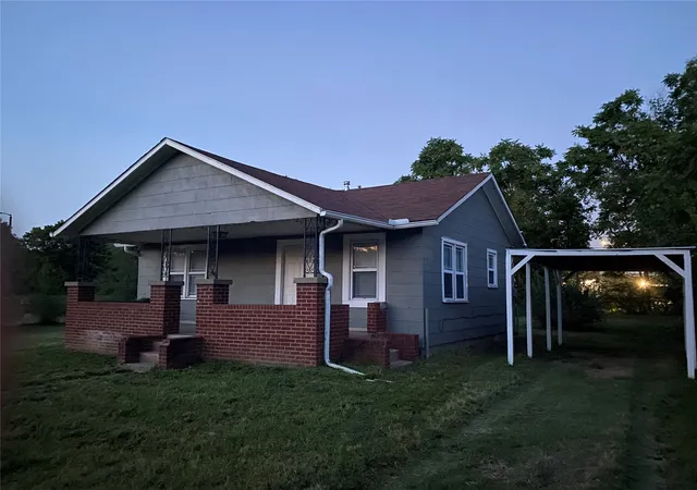 Photo 2 of Single family home for sale at 405 S 60Th Westavenue, Tulsa, OK 74127 | MLS# 2631898 | Listing updated on 2026-09-02
