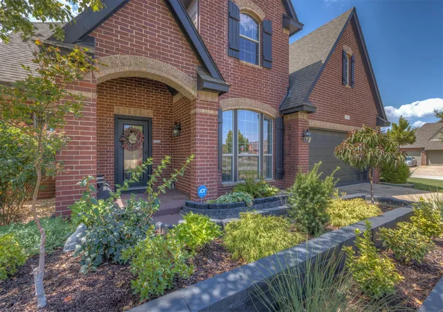 Photo 4 of Sale Pending at 3000 S Tamarack Ave, Broken Arrow, OK 74012 | MLS# 2632113 | Listing updated on 2026-09-05