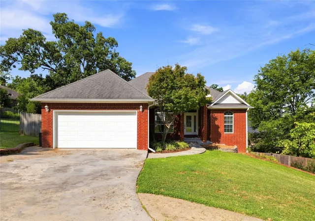 Photo 2 of Single family home for sale at 103 Remington, Tahlequah, OK 74464 | MLS# 2632059 | Listing updated on 2026-08-30