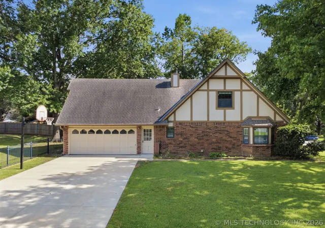 Photo 3 of Single family home for sale at 8117 S Quebec Ave, Tulsa, OK 74137 | MLS# 2626261 | Listing updated on 2026-09-06