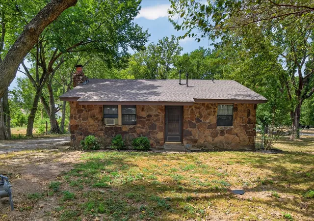 Photo 1 of Sale Pending at 120 Ottawa Ave, Ramona, OK 74061 | MLS# 2631930 | Listing updated on 2026-09-11