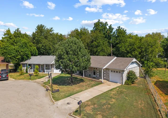 Photo 4 of Sale Pending at 104 E Pine Ct, Skiatook, OK 74070 | MLS# 2632147 | Listing updated on 2026-09-02