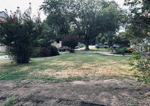 Photo 1 of Sale Pending at 2563 E 23 St, Tulsa, OK 74114 | MLS# 2631978 | Listing updated on 2026-08-29