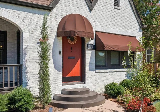 Photo 3 of Sale Pending at 1615 S Florence Pl, Tulsa, OK 74104 | MLS# 2632141 | Listing updated on 2026-09-04
