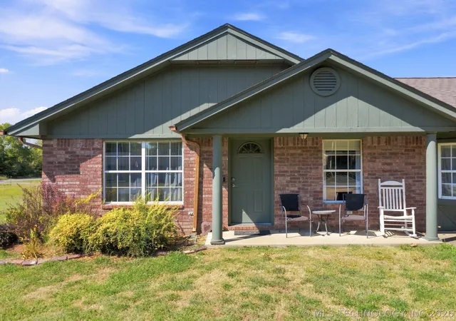 Photo 4 of Single family home for sale at 608 Pine St, Henryetta, OK 74437 | MLS# 2630088 | Listing updated on 2026-08-30
