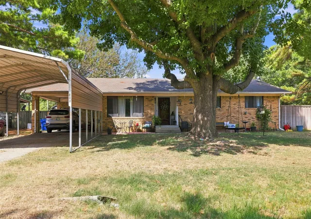 Photo 2 of Sale Pending at 201 Smith, Colbert, OK 74733 | MLS# 2630864 | Listing updated on 2026-09-08