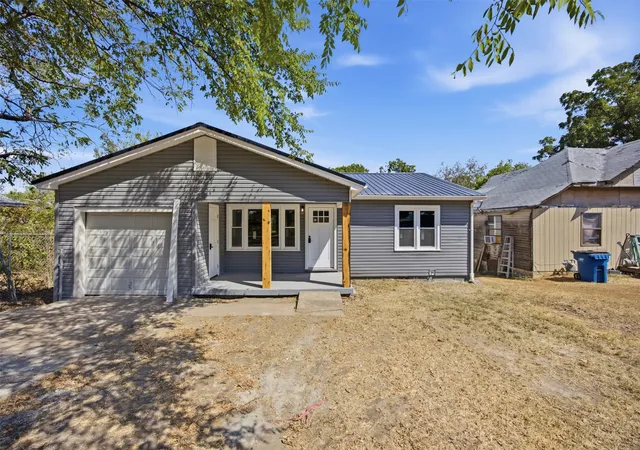 Photo 1 of Single family home for sale at 711 W Monroe St, Mc Alester, OK 74501 | MLS# 2630342 | Listing updated on 2026-09-01