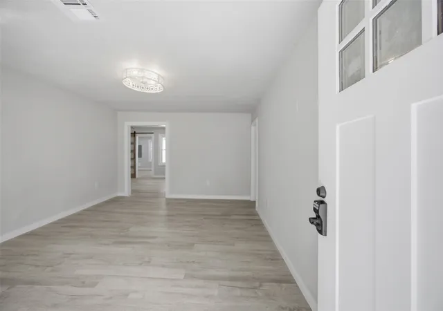 Photo 3 of Single family home for sale at 711 W Monroe St, Mc Alester, OK 74501 | MLS# 2630342 | Listing updated on 2026-09-01
