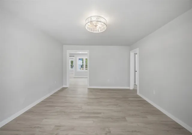 Photo 4 of Single family home for sale at 711 W Monroe St, Mc Alester, OK 74501 | MLS# 2630342 | Listing updated on 2026-09-01