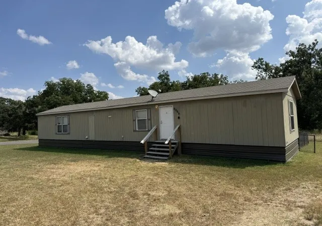 Photo 2 of Manufactured home for sale at 6986 Dickson Rd, Ardmore, OK 73401 | MLS# 2632178 | Listing updated on 2026-09-12