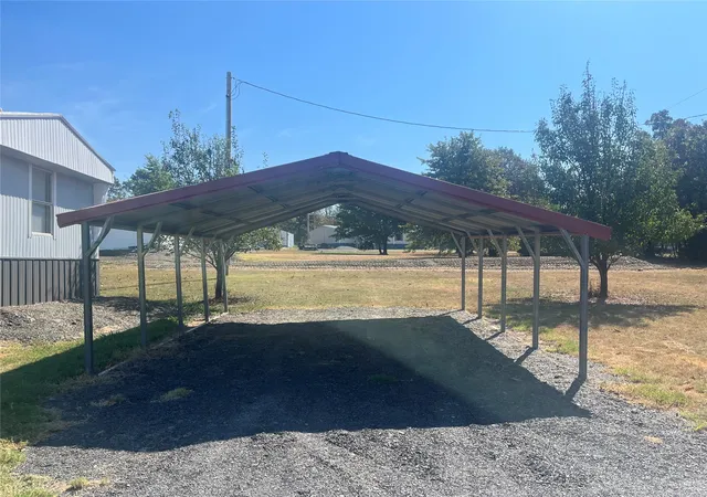 Photo 2 of Single family home for sale at 428628 E 1133 Rd, Porum, OK 74455 | MLS# 2632188 | Listing updated on 2026-08-31