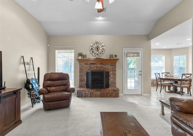 Photo 2 of Sale Pending at 1717 W Jefferson St, Broken Arrow, OK 74011 | MLS# 2632110 | Listing updated on 2026-09-11