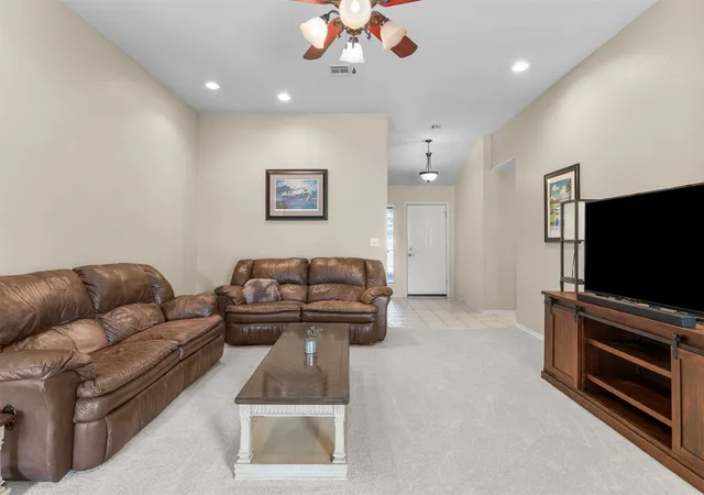 Photo 3 of Sale Pending at 1717 W Jefferson St, Broken Arrow, OK 74011 | MLS# 2632110 | Listing updated on 2026-09-11