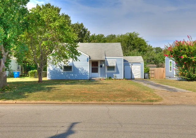 Photo 3 of Sale Pending at 1708 S Louisville Ave, Tulsa, OK 74112 | MLS# 2632266 | Listing updated on 2026-09-03