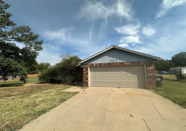 Photo 2 of Single family home for sale at 10617 E 112th Place N, Owasso, OK 74055 | MLS# 2631894 | Listing updated on 2026-09-10